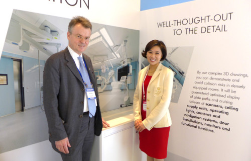 Deputy Head of Mission of the German Embassy Theodor Schuster (left) poses with Samsung Medical Center’s clinical assistant professor Alice Tan in front of Labor Hospitaltechnik’s booth at the 2015 Korea International Medical and Hospital Equipment Show at Coex on March 6. (Joel Lee/The Korea Herald)