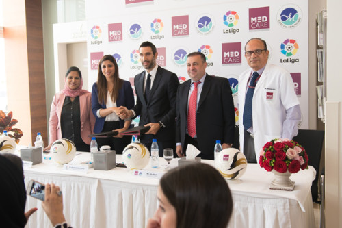 Medcare and Liga officials at the signing ceremony 